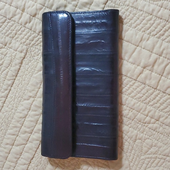 Genuine Eel Skin Wallet - Picture 1 of 5